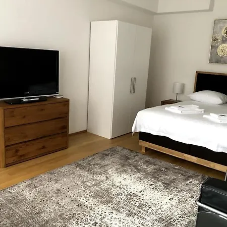 1br Flat - Center With Balcony - West3 Zurich
