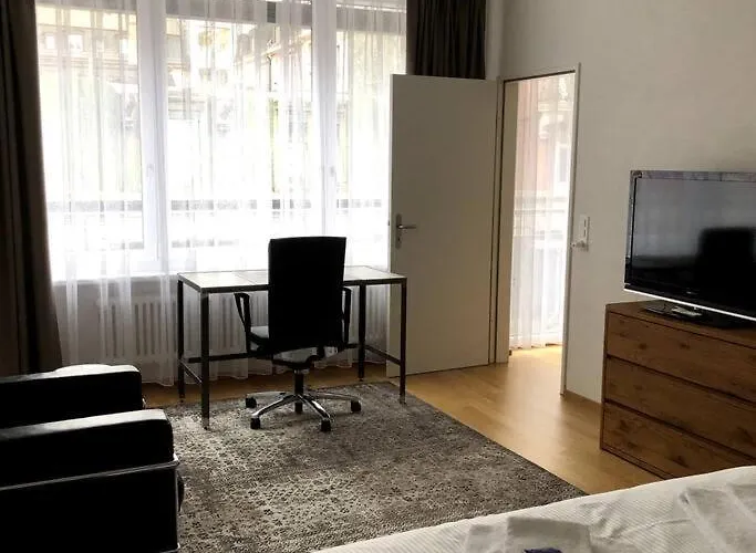 1br Flat - Center With Balcony - West3 Цюрих